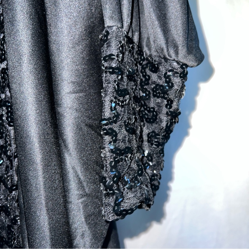 Vintage 70s/80s Black Sequin Trim Kimono - Picture 7 of 10